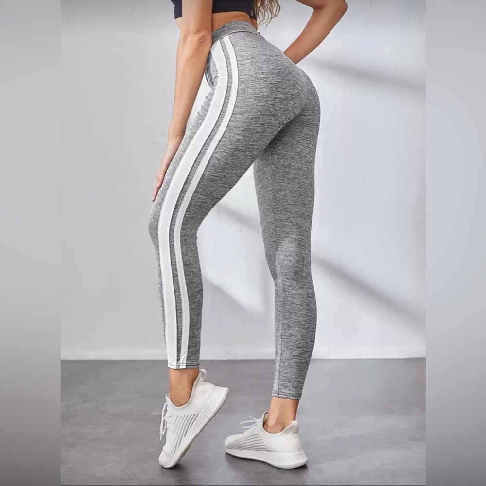 SHEIN Gray and White Kids Leggings